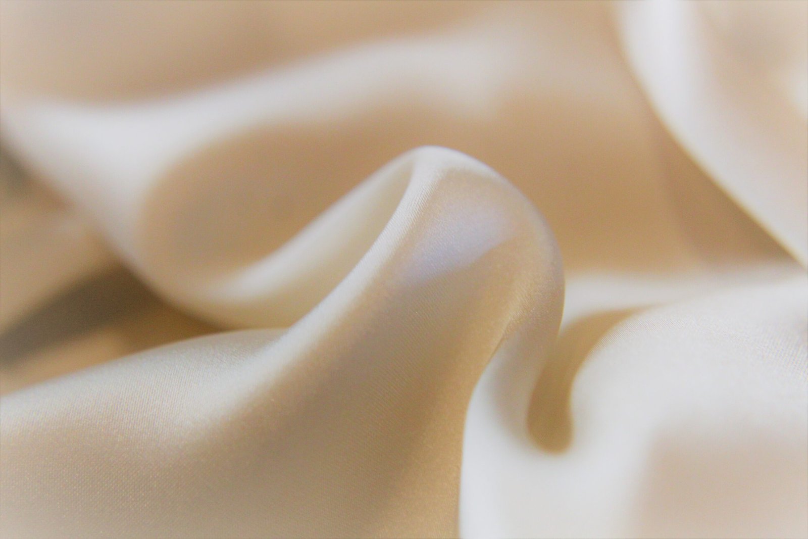 Matte Satin for Sophisticated Elegance - Image 2